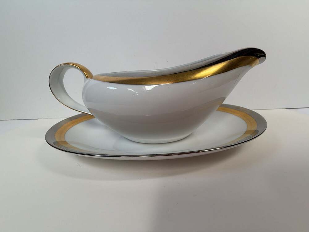 Fitz and Floyd‎ Platine d'Or Gravy Boat with Underplate